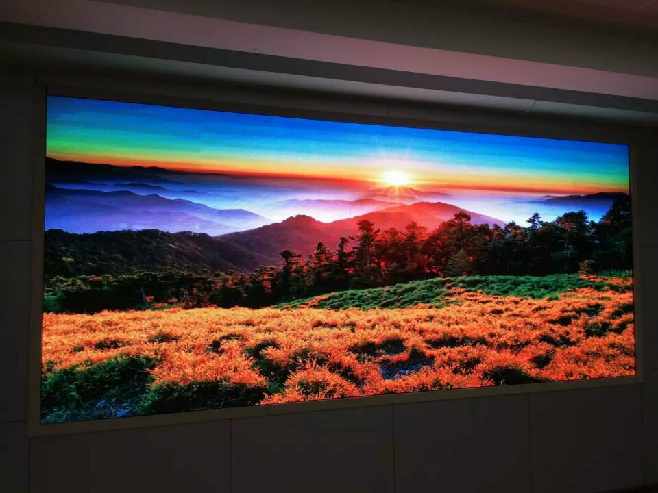 厂家直销室内P4全彩LED显示屏，点亮深圳华美聚彩科技的视界新高度